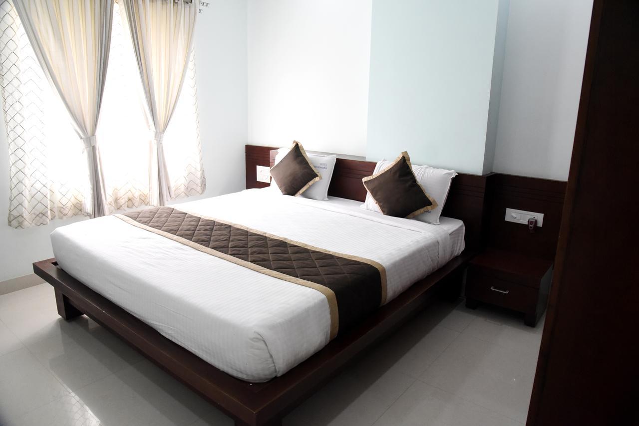 Hotel Akshayadhara Subrahmanya Kültér fotó