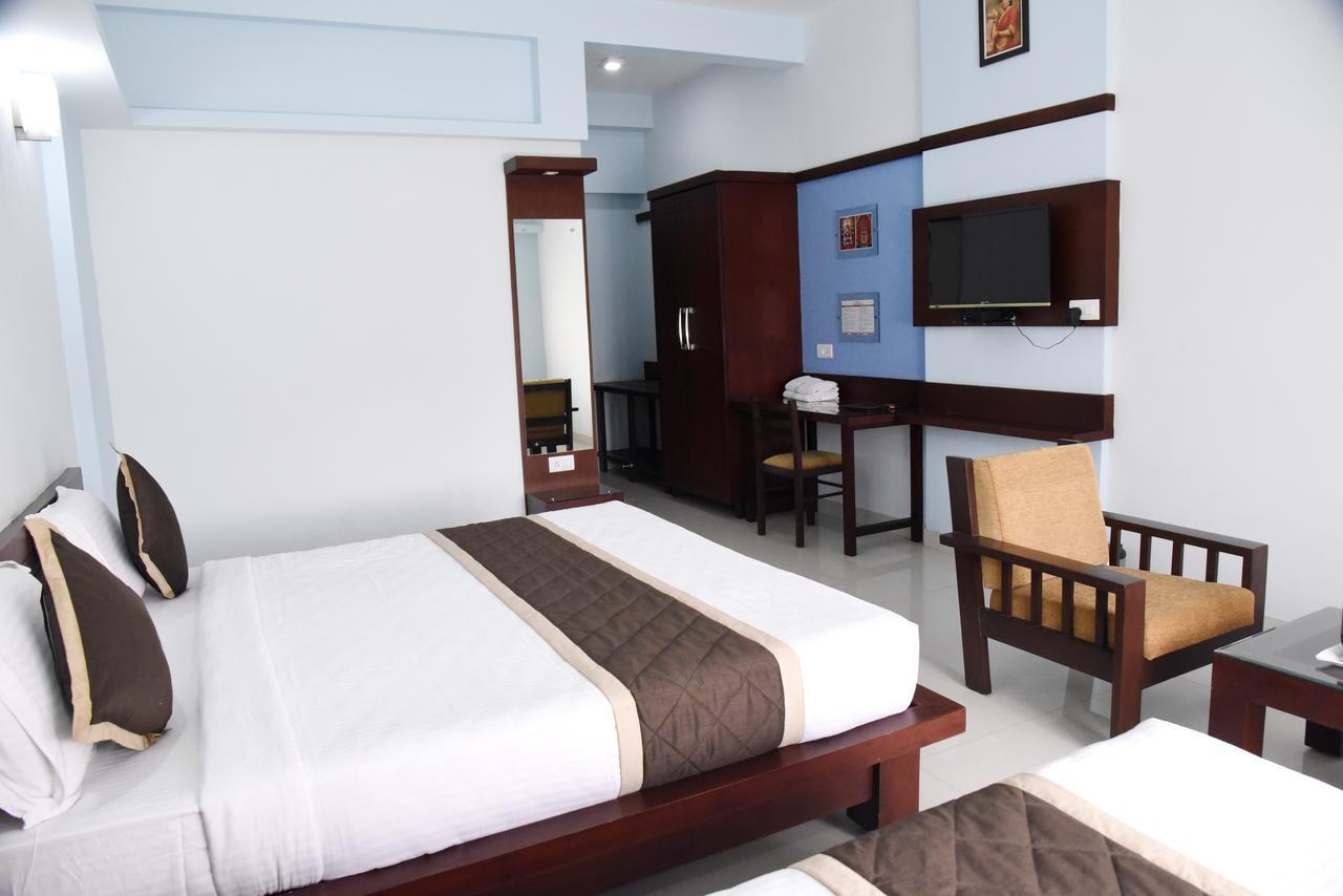 Hotel Akshayadhara Subrahmanya Kültér fotó