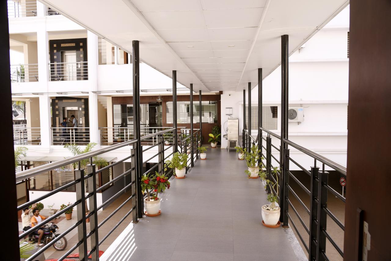 Hotel Akshayadhara Subrahmanya Kültér fotó