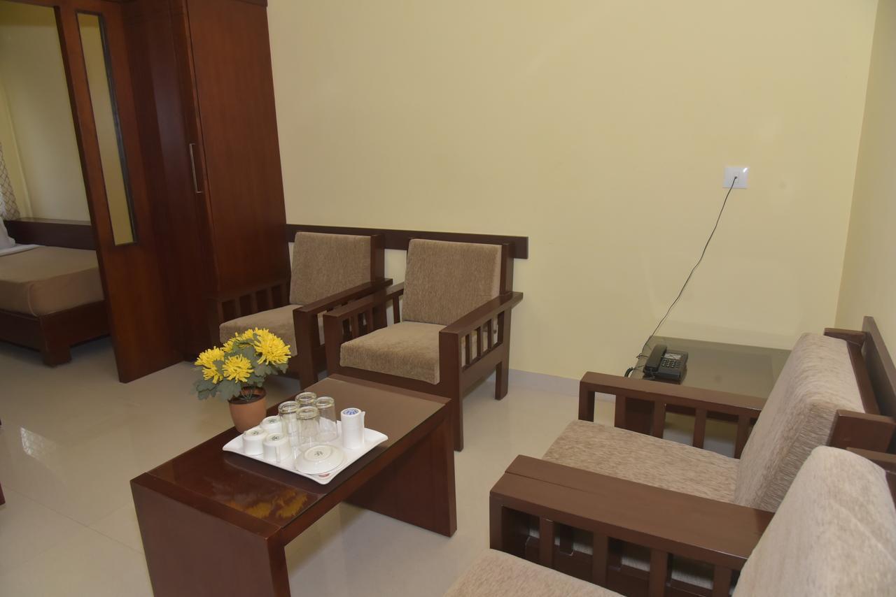 Hotel Akshayadhara Subrahmanya Kültér fotó