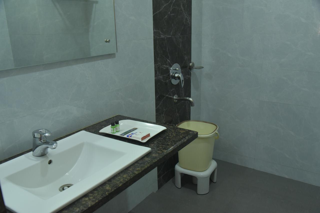 Hotel Akshayadhara Subrahmanya Kültér fotó